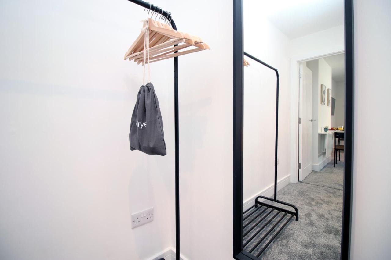 No 49 City Apartments, Perfect For Business And Leisure Stays, 10 Min Drive Into City Centre, Easy Access To Local Transport, 1Br And 2Br Available, Free Parking 卡迪夫 外观 照片