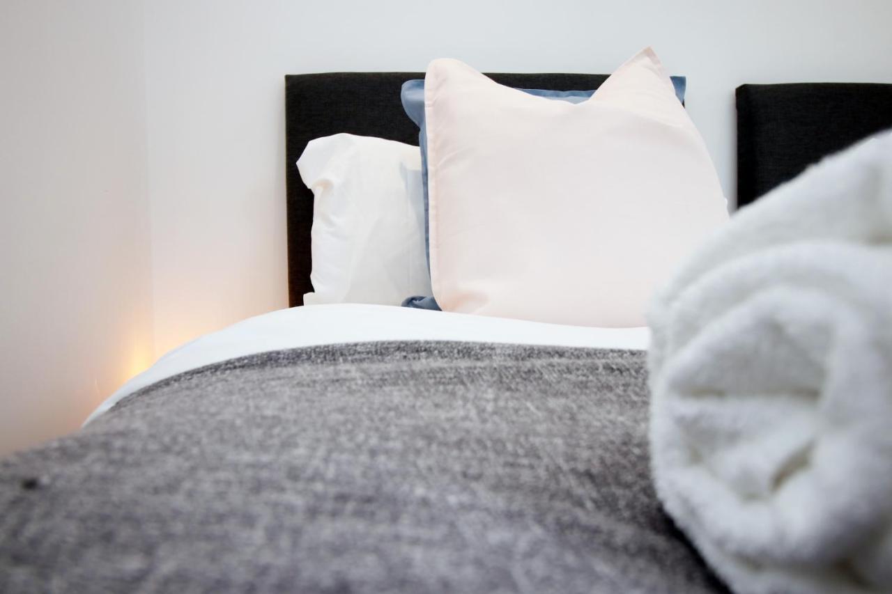 No 49 City Apartments, Perfect For Business And Leisure Stays, 10 Min Drive Into City Centre, Easy Access To Local Transport, 1Br And 2Br Available, Free Parking 卡迪夫 外观 照片