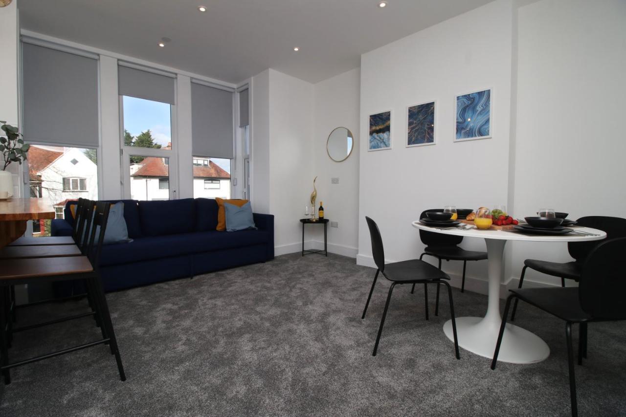 No 49 City Apartments, Perfect For Business And Leisure Stays, 10 Min Drive Into City Centre, Easy Access To Local Transport, 1Br And 2Br Available, Free Parking 卡迪夫 外观 照片